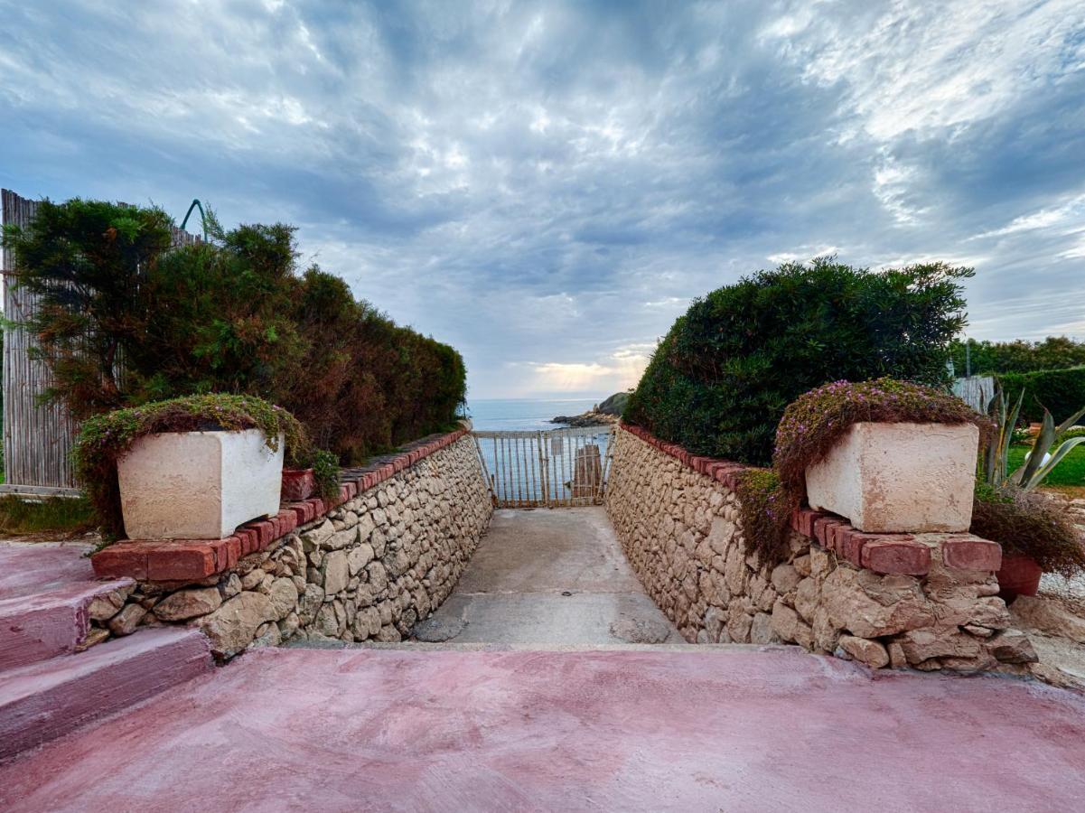 Il Varo A Mare Punta Braccetto Exterior foto